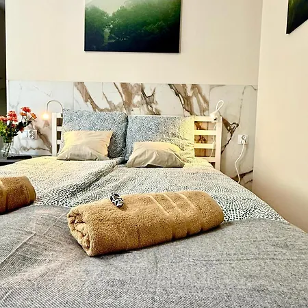 Premium 1bedroom Prime Location * Warschau