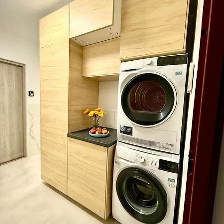 Premium 1bedroom Prime Location * 바르샤바